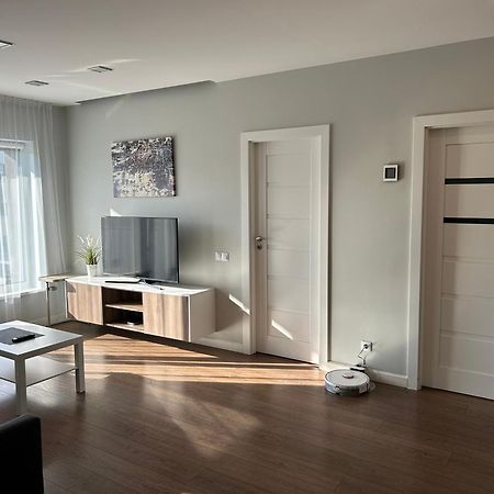 Your Home - Spacious Apartment In City Center, With Balcony & Self Check-In Vilna Exterior foto