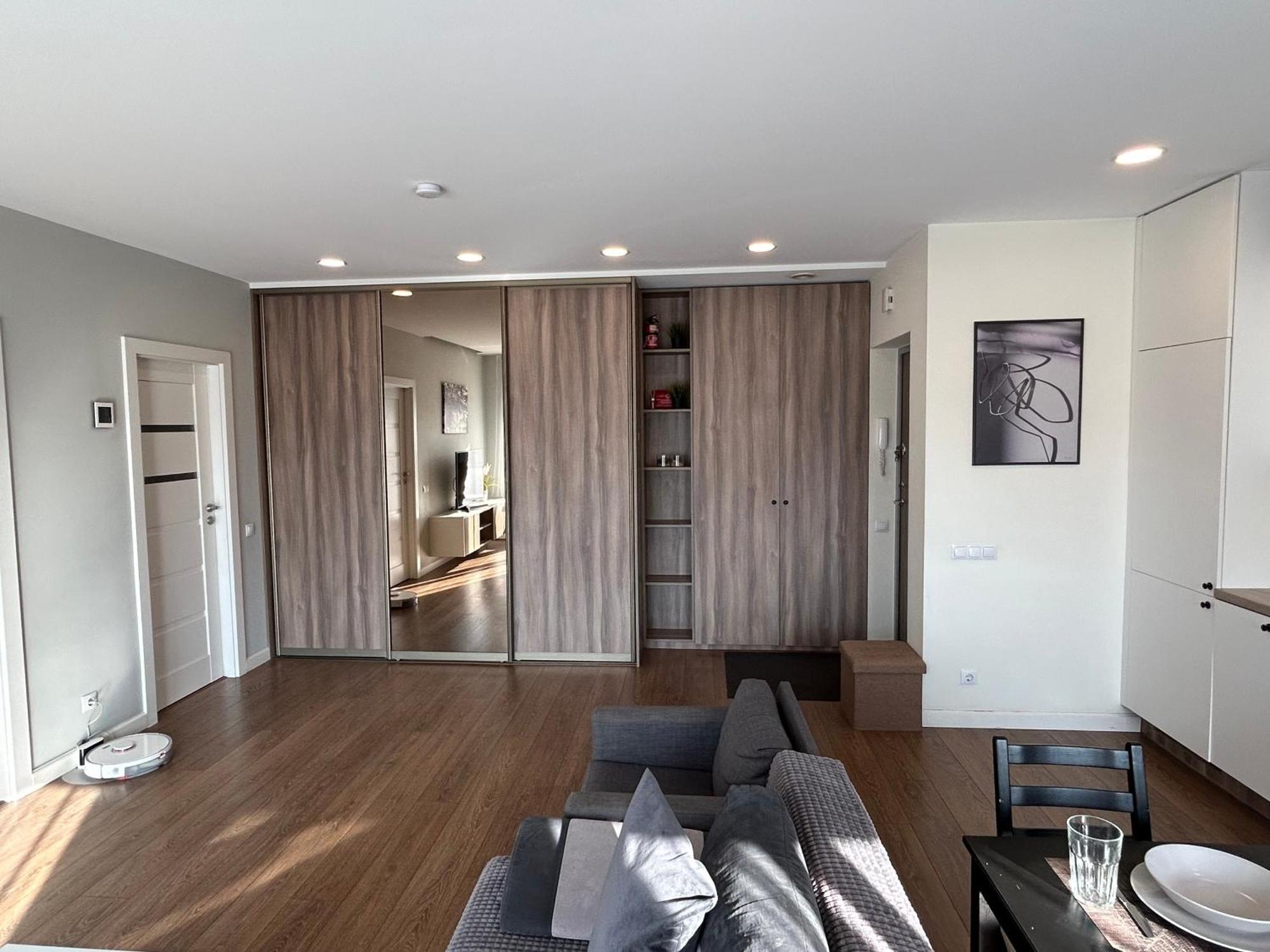 Your Home - Spacious Apartment In City Center, With Balcony & Self Check-In Vilna Exterior foto